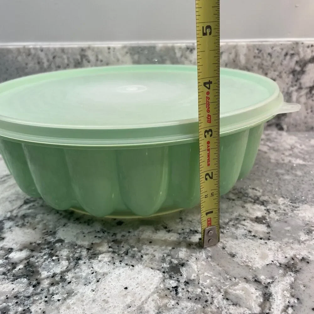 Vintage Tupperware Mint Green Jel N Serve Jello Mold Set Removable Center 1665